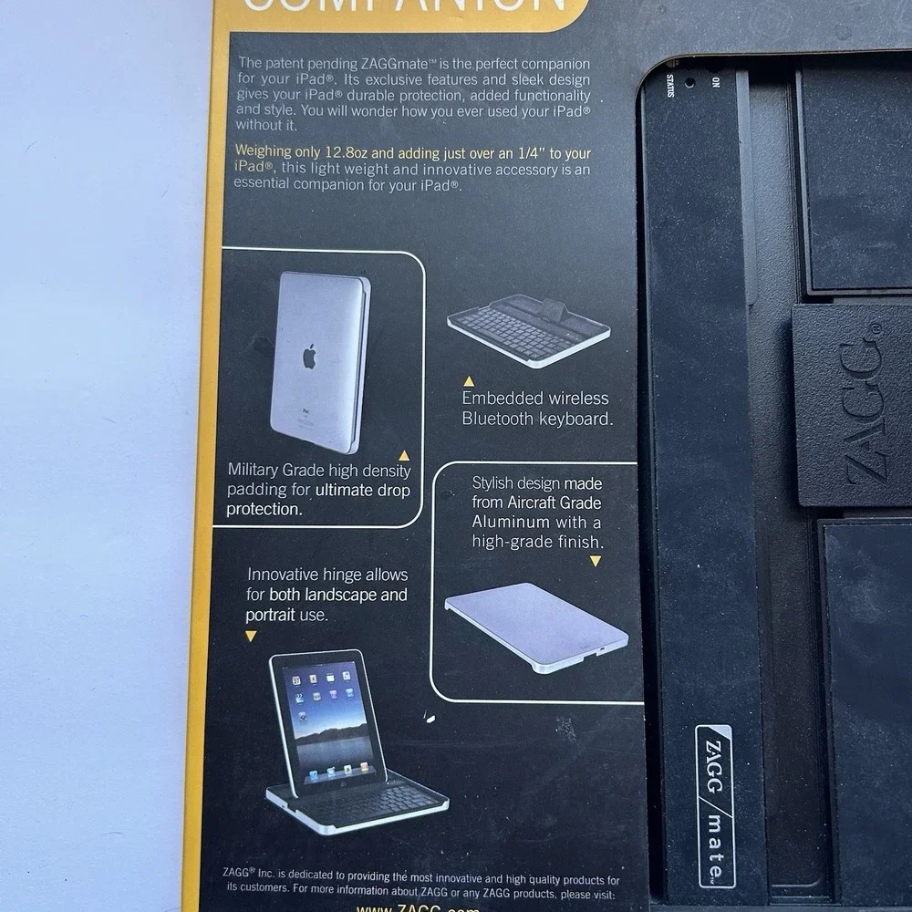 ZAGG Mate Black Silver Plastic Aluminum Bluetooth Keyboard Wifi iPad & iPhone